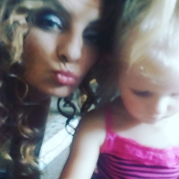 Meet your Posher, Heather - Picture 1 of 1